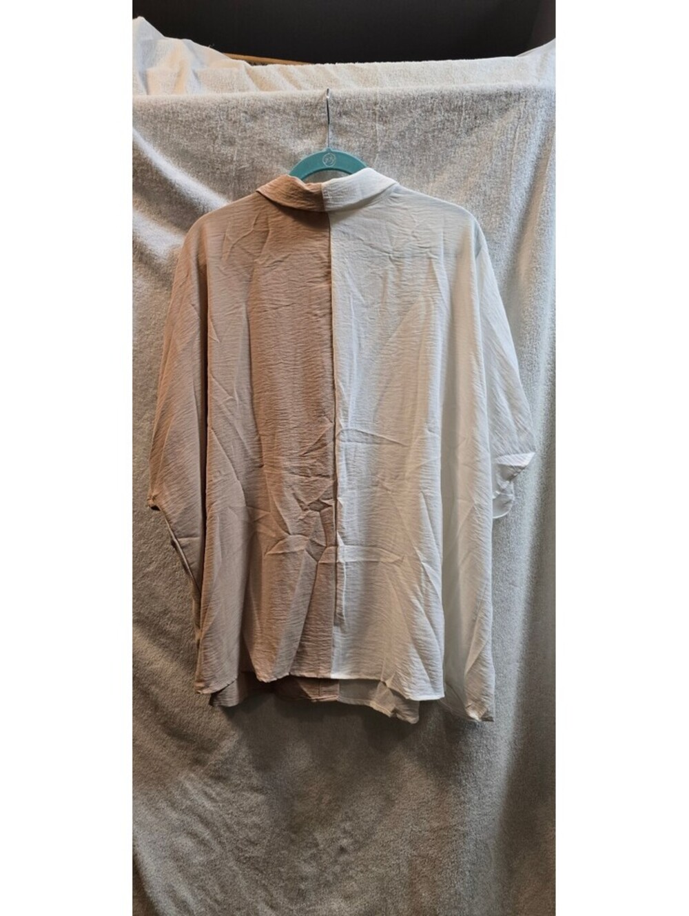 SHEIN Curve Two-Tone Button-Up Blouse Size 24/26 - Picture 4 of 4